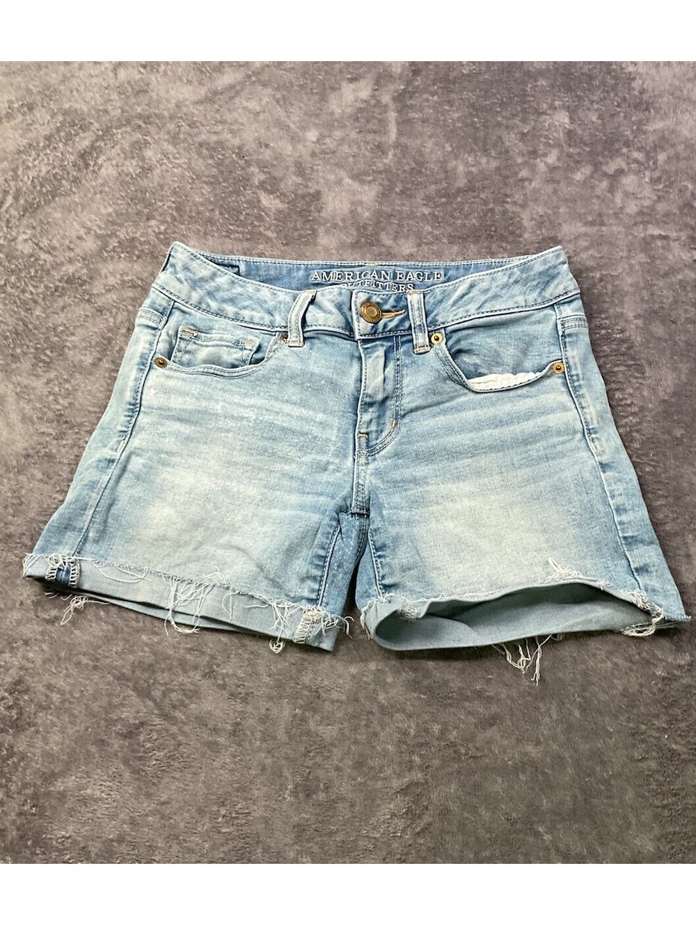 American Eagle Outfitters Midi Denim Shorts Women’s Size 4 Super Super Stretch